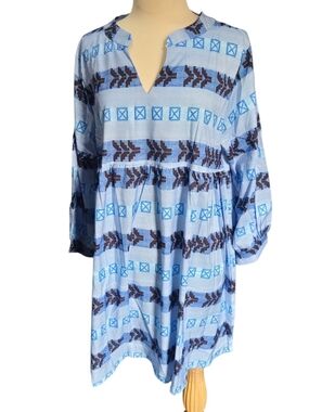 Light Blue Geometric Tiered Long Sleeve Dress. Size 2XL